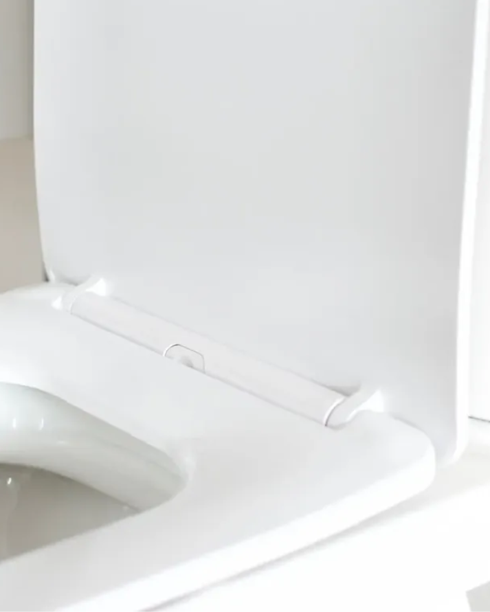 Asiento para Inodoro Universal Cuadrada de Resina
